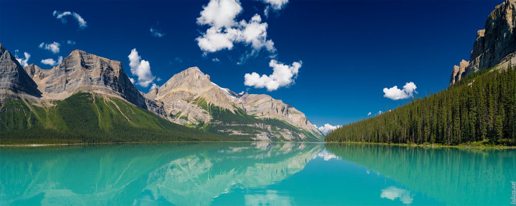 Maligne Lake Panorama Jasper National Park